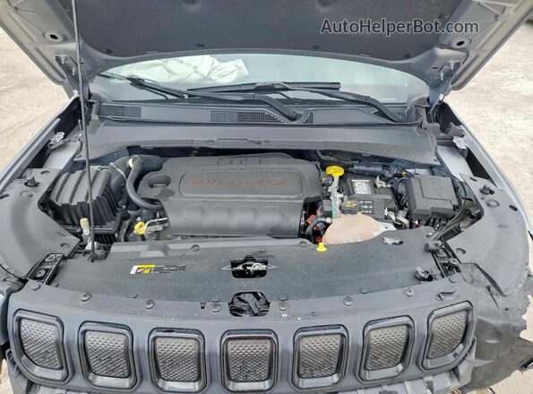 3C4NJDBB4NT228618 2022 JEEP COMPASS Silver VIN კოდის სტიკერის ხედი
