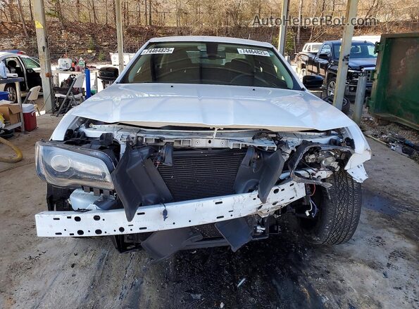 2C3CCAAG4NH236745 2022 CHRYSLER 300 White უკანა ხედი