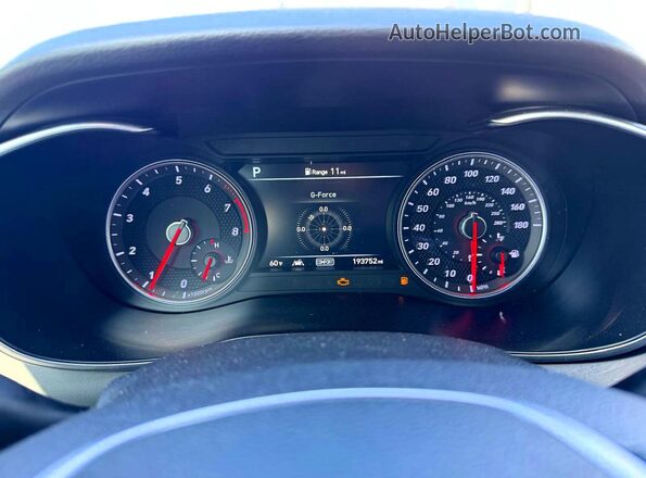 KMTG34LE6LU053532 2020 GENESIS G70 Charcoal Առջևի վահանակի տեսք