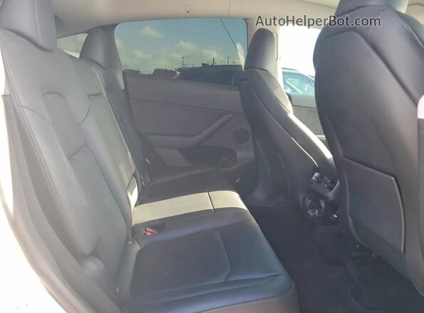 7SAYGDEE0PA052489 2023 TESLA MODEL Y White Widok komory silnika