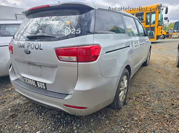 KNDMA5C17J6400720 2018 KIA SEDONA Серый Вид спереди