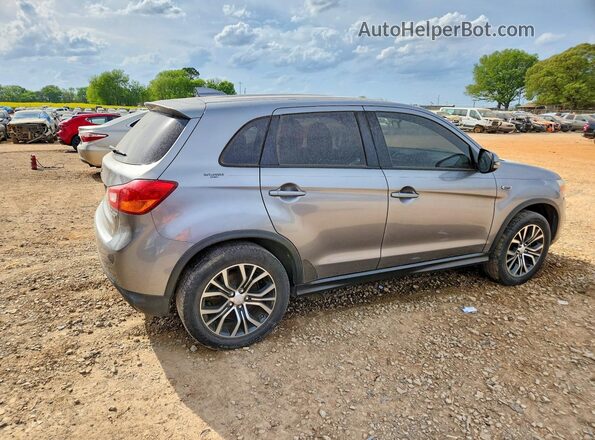 JA4AP3AUXHZ064938 2017 MITSUBISHI OUTLANDER Серебряный Передняя правая четверть