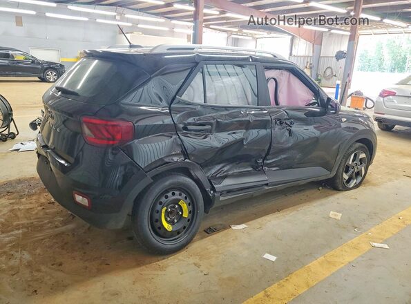 KMHRC8A37SU368866 2025 HYUNDAI VENUE Черный Передняя правая четверть