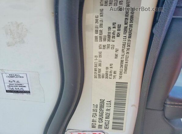1C4RJKAGXP8865842 2023 JEEP CHEROKEE Белый Панорамный вид салона 360°