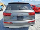2017 Audi Q7 Серебряный vin: WA1LAAF7XHD033655