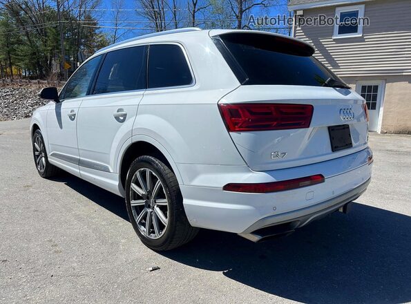 WA1VAAF78HD035509 2017 AUDI Q7 Белый Задняя правая четверть
