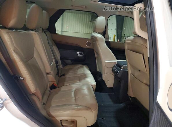 SALRR2RV1JA062003 2018 LAND ROVER DISCOVERY White Widok komory silnika