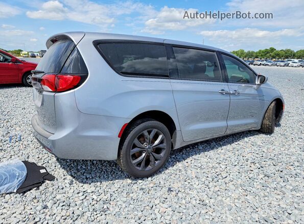 2C4RC1FG8LR120079 2020 CHRYSLER PACIFICA Серебряный Передняя правая четверть