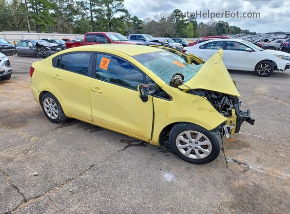 KNADM4A32G6681854 2016 KIA RIO Yellow Widok z przodu