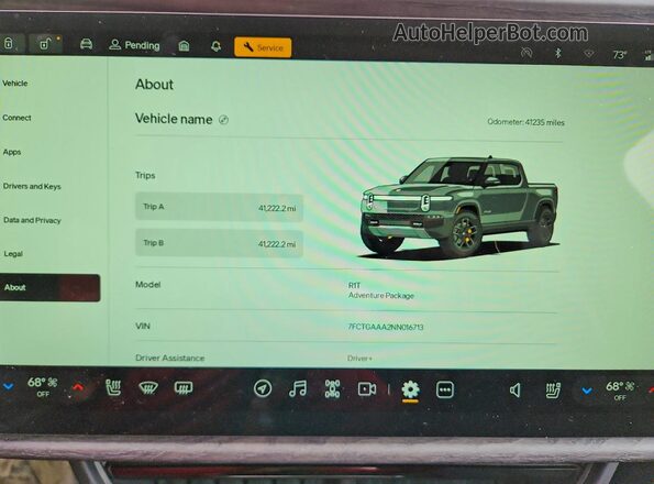 7FCTGAAA2NN016713 2022 RIVIAN R1T Gray ხელსაწყოთა პანელის ხედი