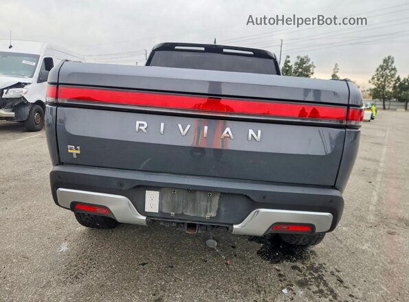 7FCTGAAA5NN005768 2022 RIVIAN R1T Gray Вид ззаду