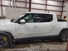 2022 Rivian R1t Adventure White vin: 7FCTGAAA5NN007455