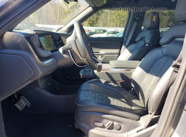 7FCTGAAL2NN011562 2022 RIVIAN R1T Gray წინა სალონის ხედი