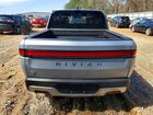 2025 Rivian R1t Adventure Серебряный vin: 7FCTGBAA0SN035357