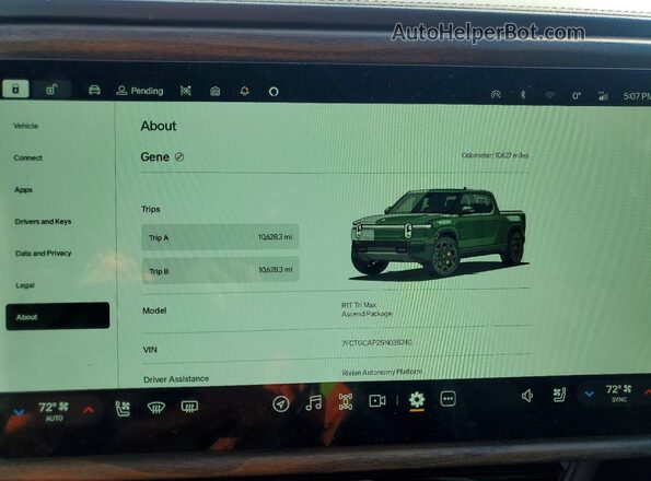 7FCTGCAP2SN038240 2025 RIVIAN R1T Green Widok zestawu wskaźników
