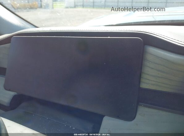 7FCTGCAP3SN041308 2025 RIVIAN R1T Green Rear seats view