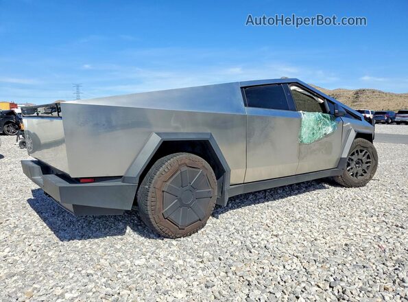 7G2CEGEC9SA077409 2025 TESLA CYBERTRUCK Серебряный Задняя правая четверть