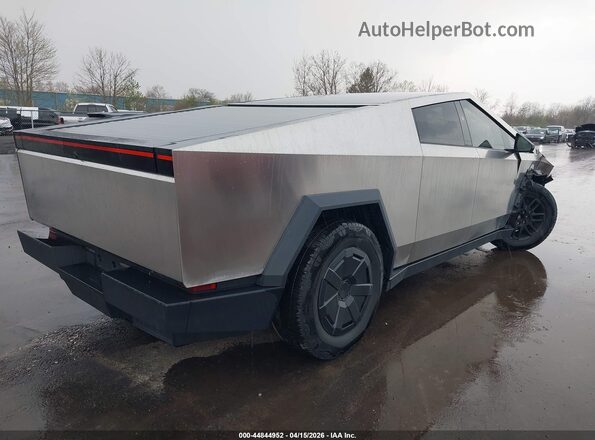 7G2CEHED0SA062523 2025 TESLA CYBERTRUCK Silver Trasero derecho