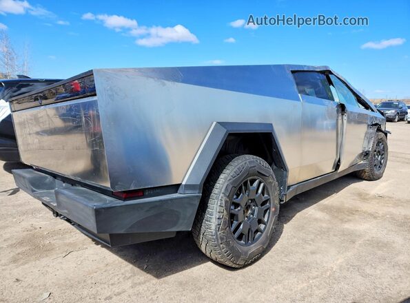 7G2CEHED7SA080663 2025 TESLA CYBERTRUCK Серебряный Задняя правая четверть