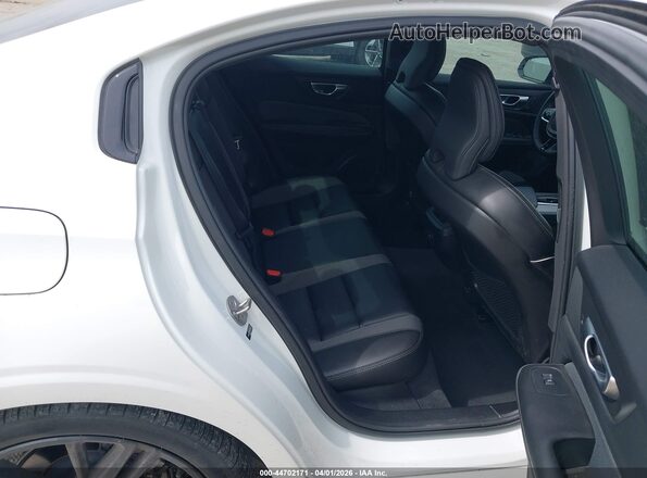 7JRL12TH4RG290465 2024 VOLVO S60 Белый Вид наклейки с VIN-кодом