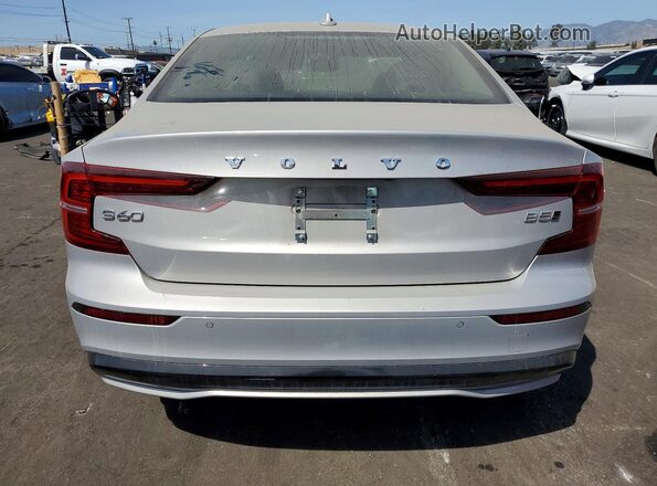 7JRL12TL2RG314198 2024 VOLVO S60 Silver Vista trasera