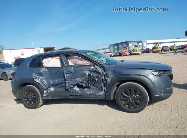 7MMVABAM8RN215044 2024 MAZDA CX-5 Gray Widok wnętrza z tyłu
