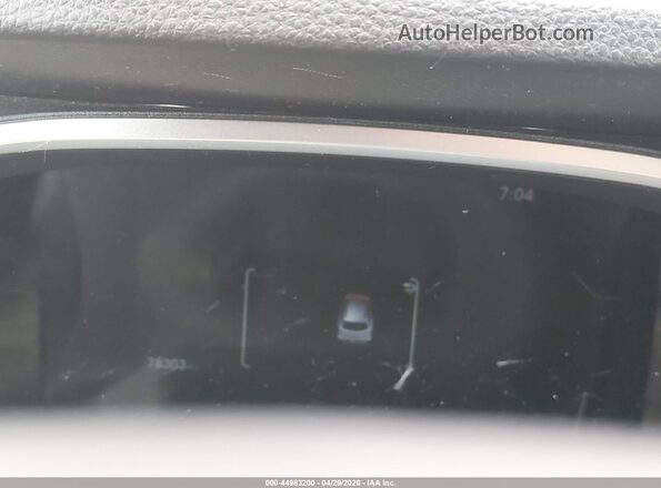 7MUEAAAGXRV076412 2024 TOYOTA LL Красный Вид задних сидений