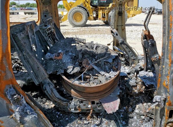 7PDSGABA6PN008917 2023 RIVIAN R1S Burn უკანა სალონის ხედი