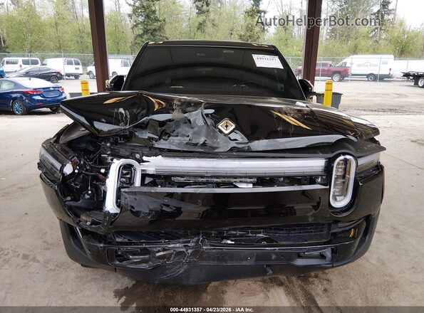 7PDSGCBA5TN088071 2026 RIVIAN R1S Черный Вид задней части салона