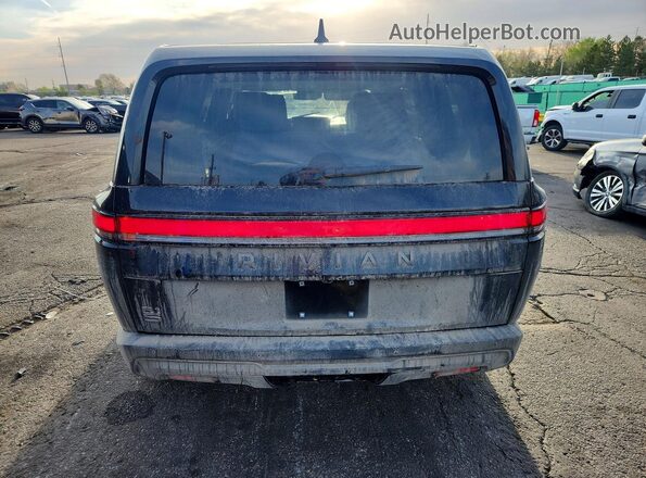 7PDSGCBA7TN083776 2026 RIVIAN R1S Black Widok z tyłu