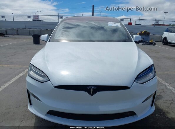 7SAXCAE5XNF349694 2022 TESLA MODEL X Белый Вид щитка приборов