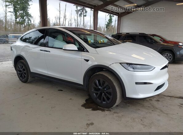 7SAXCBE58SF464909 2025 TESLA MODEL X Белый Передняя правая четверть