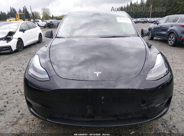 7SAYGAEE1NF535083 2022 TESLA MODEL Y Black Սալոնի հետևի տեսք