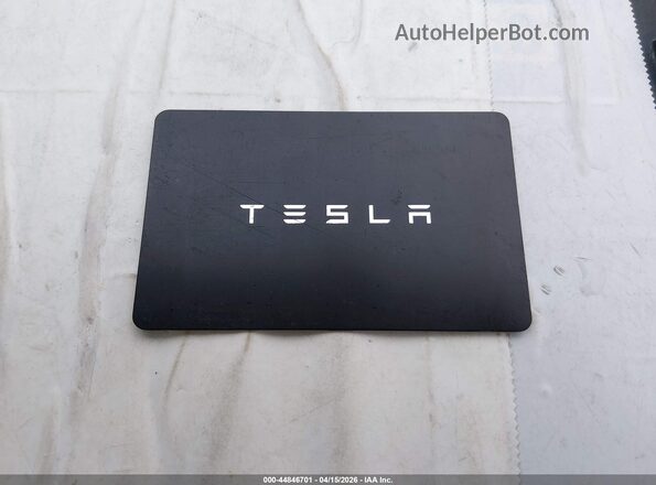 7SAYGAEE1NF535083 2022 TESLA MODEL Y Black Առջևի վահանակի տեսք