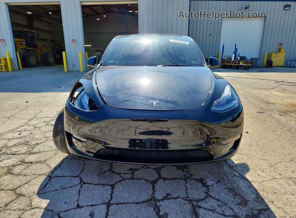 7SAYGAEE5RF987107 2024 TESLA MODEL Black Front view