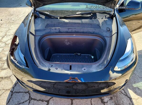 7SAYGAEE5RF987107 2024 TESLA MODEL Black Engine compartment view