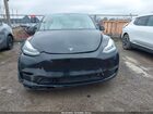 2022 Tesla Model Y Long Range Dual Motor All-wheel Drive Black vin: 7SAYGAEE6NF315261