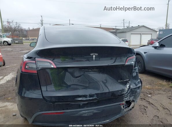 7SAYGAEE6NF315261 2022 TESLA MODEL Y Black 