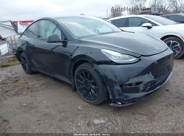 7SAYGAEE6NF315261 2022 TESLA MODEL Y Black წინა მარჯვენა