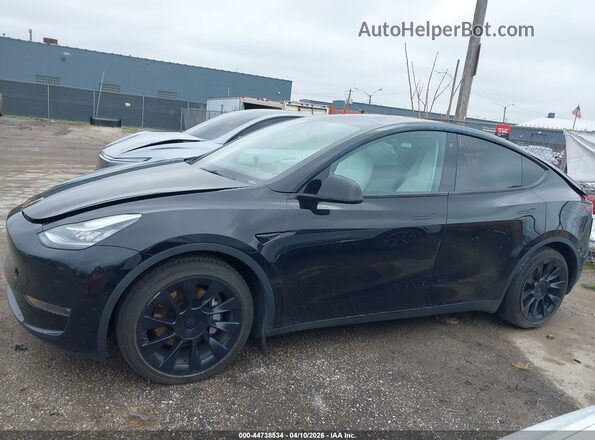 7SAYGAEE6NF315261 2022 TESLA MODEL Y Black უკანა სალონის ხედი