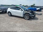 2022 Tesla Model Y Long Range Dual Motor All-wheel Drive White vin: 7SAYGAEE6NF388775