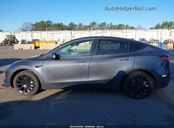 7SAYGAEE6PF612288 2023 TESLA MODEL Y Gray Vista interior de 360 grados