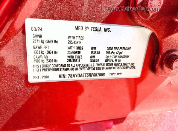 7SAYGAEE6RF057068 2024 TESLA MODEL Red Widok komory silnika