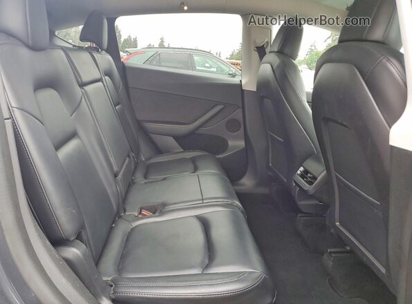 7SAYGAEE7NF548565 2022 TESLA MODEL Gray უკანა სალონის ხედი