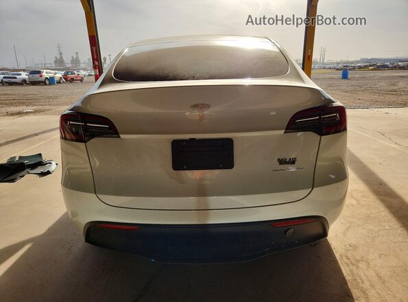 7SAYGAEE7RF046578 2024 TESLA MODEL White Vista trasera