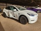 2024 Tesla Model Y White vin: 7SAYGAEE7RF046578