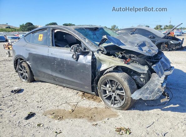 7SAYGDED1RF105309 2024 TESLA MODEL Gray Передня права чверть