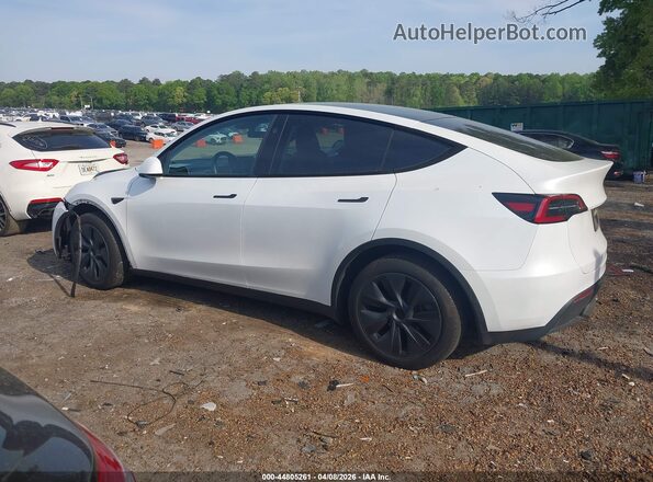 7SAYGDED2RA332070 2024 TESLA MODEL Y White Панорамний вид салону 360°