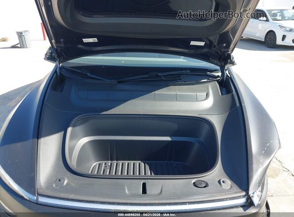 7SAYGDED2TF379786 2026 TESLA MODEL Y Черный Вид сзади