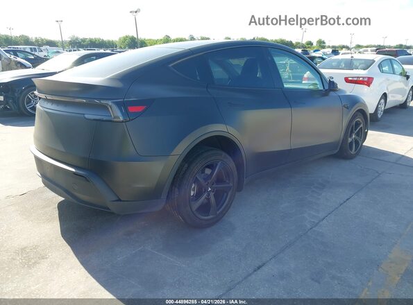 7SAYGDED2TF379786 2026 TESLA MODEL Y Черный Задняя правая четверть